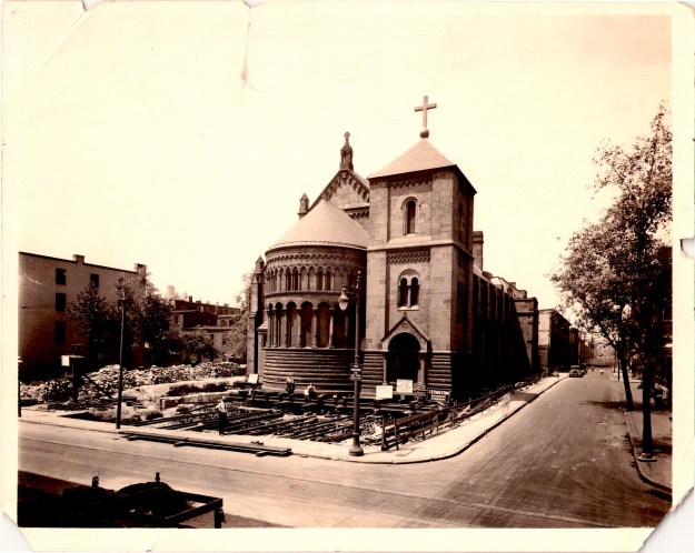 1929MovingtheChurchPhoto-1