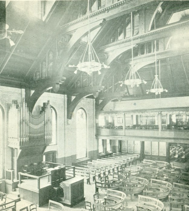 holyapostlesinteriorsundayschoolbuidling1918 2