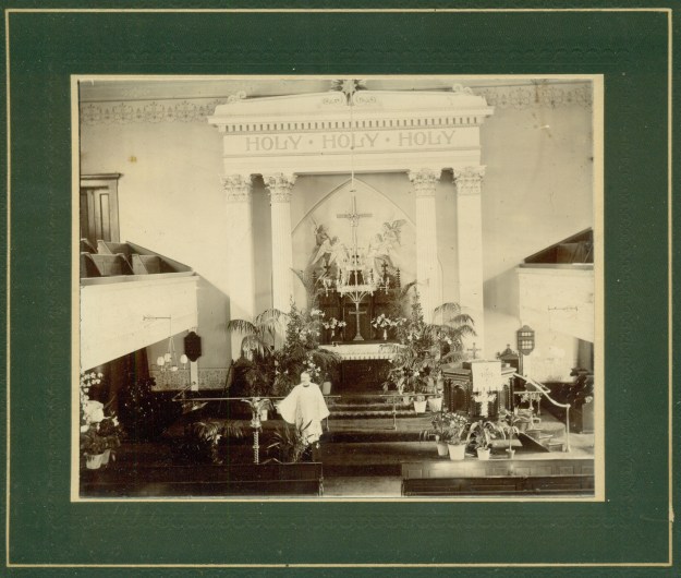 trintysouthwarkeasterday1900